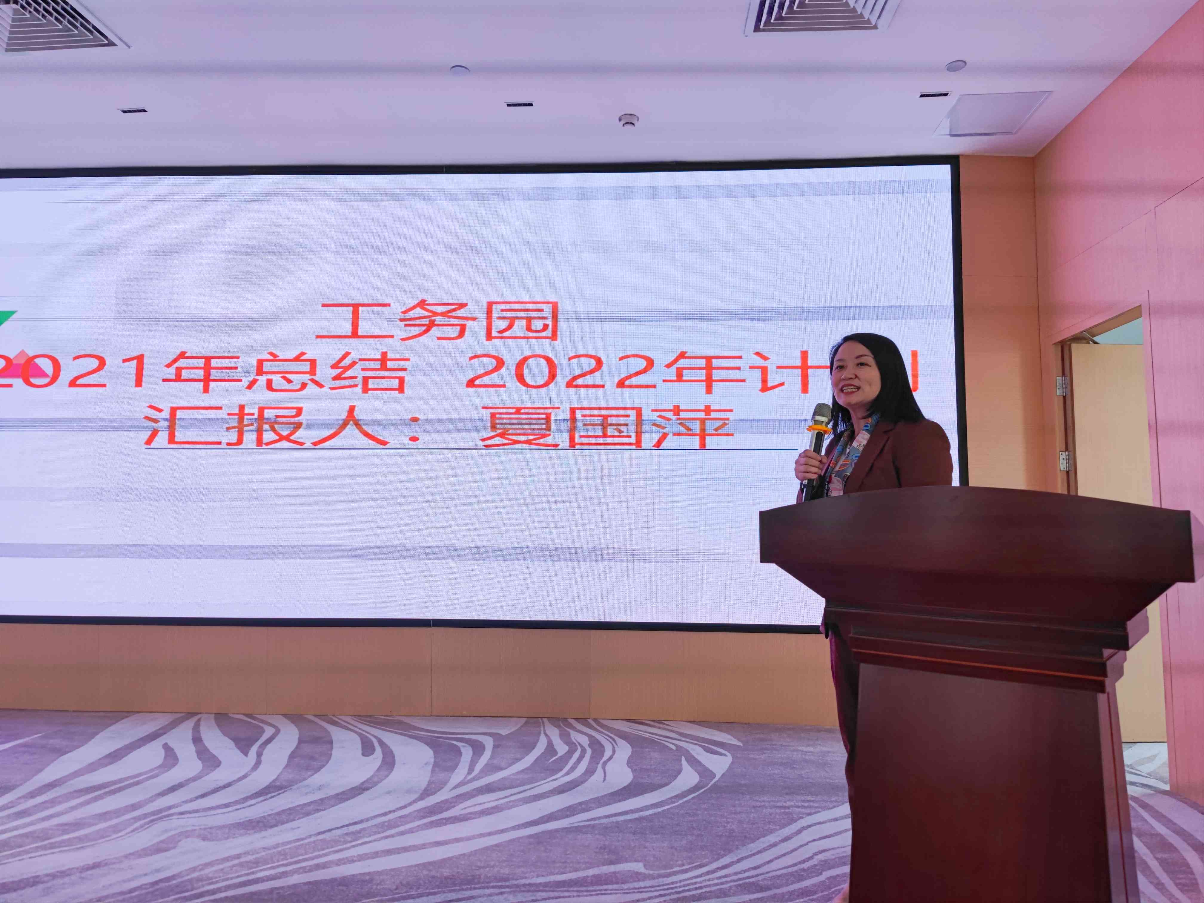 eaf0b9e169b08f8bc2b0e44c3957597.jpg